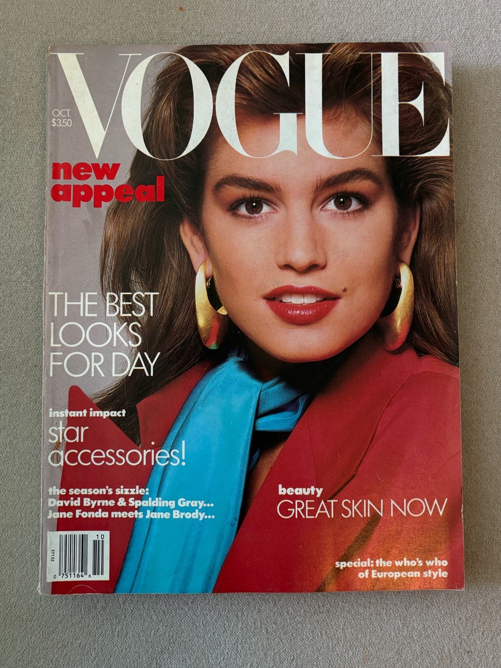 Vogue Magazine featuring Cindy Crawford October 1986